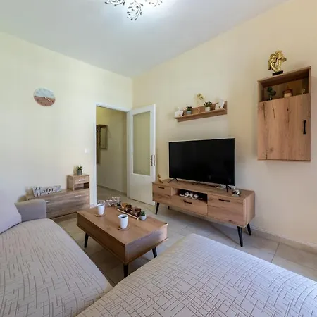 Spiros Downtown شقة Corfu (city)